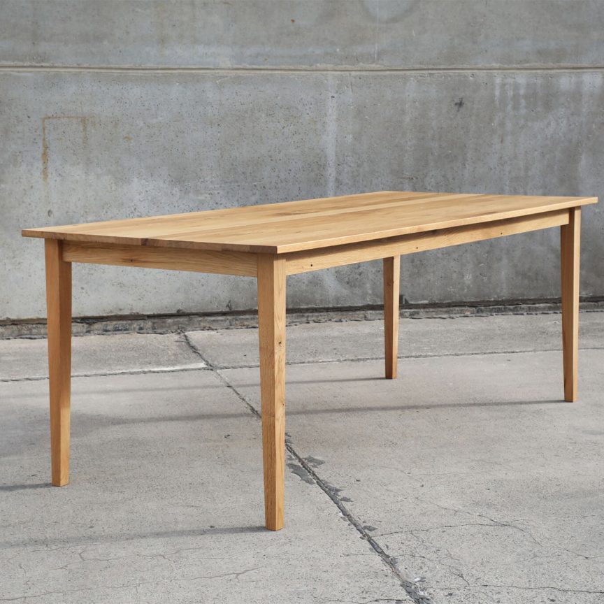 Dieter โ Tisch aus Massivholz