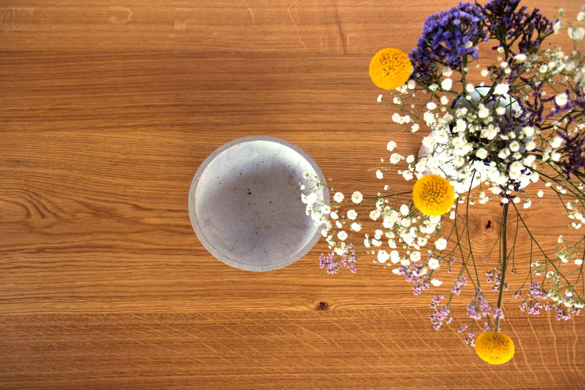 Piet — Tisch aus Massivholz – Bild 7