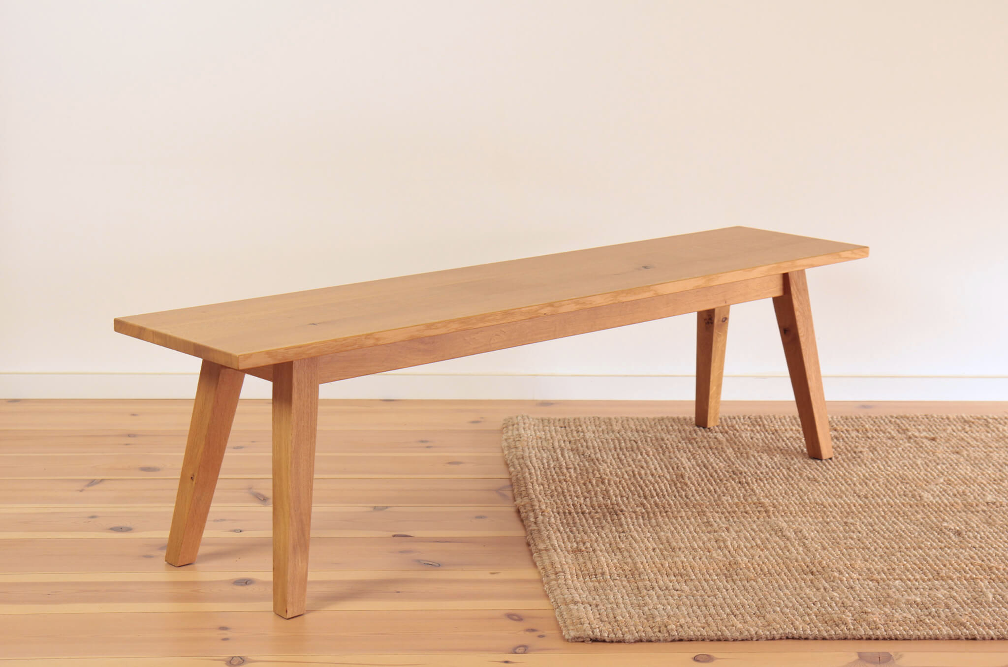 Jo — Sitzbank aus Massivholz – Bild 3