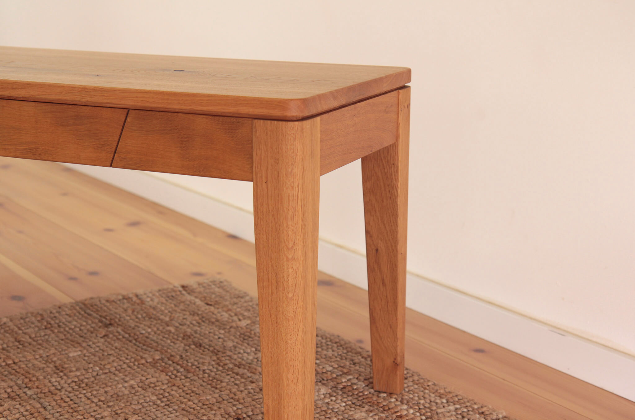 Paul — Sitzbank aus Massivholz – Bild 5